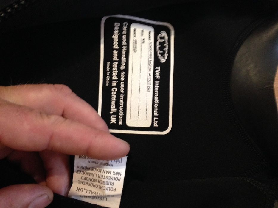 Гідрокостюм дівчачій