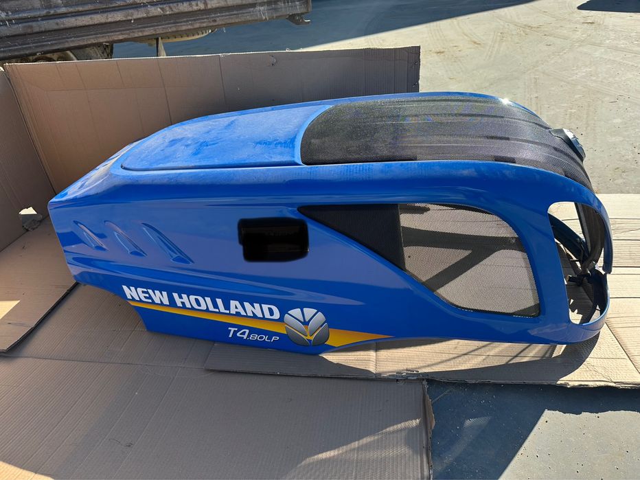 Capô trator New Holand