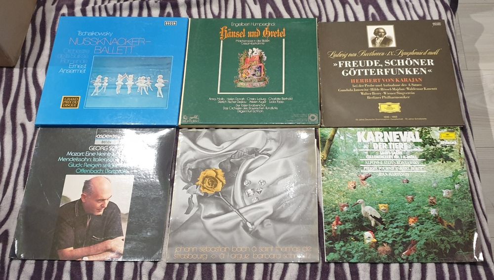 Вінілові пластинки переважно класика Mozart ...