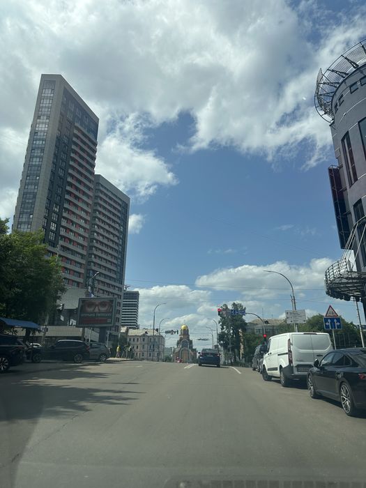 3-к метро Вокзальна-10хв вул.Липківського (Урицького)5 /Мокра