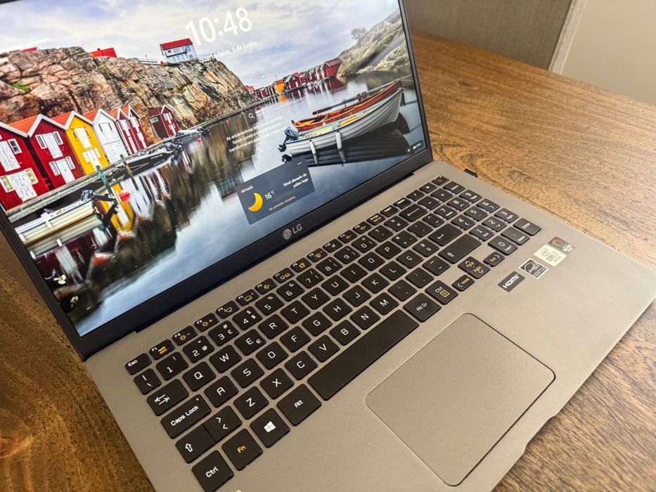 Portátil LG Gram Ultraleve 15’6 15Z90N