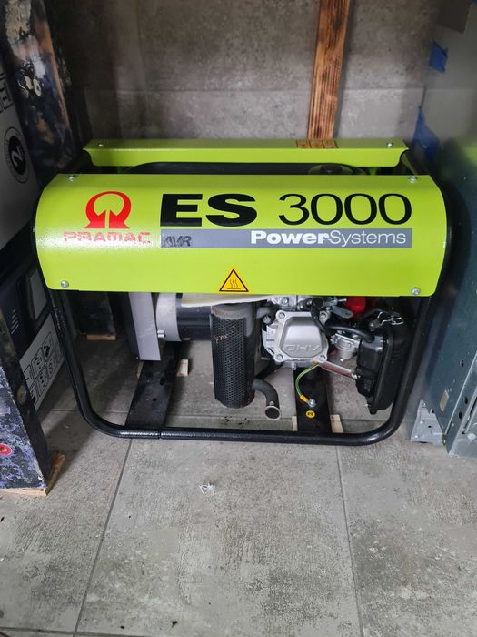 Бензиновий генератор Pramac ES3000 (2.2/2.6 кВт)