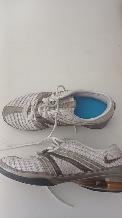 Sapatilhas como novas