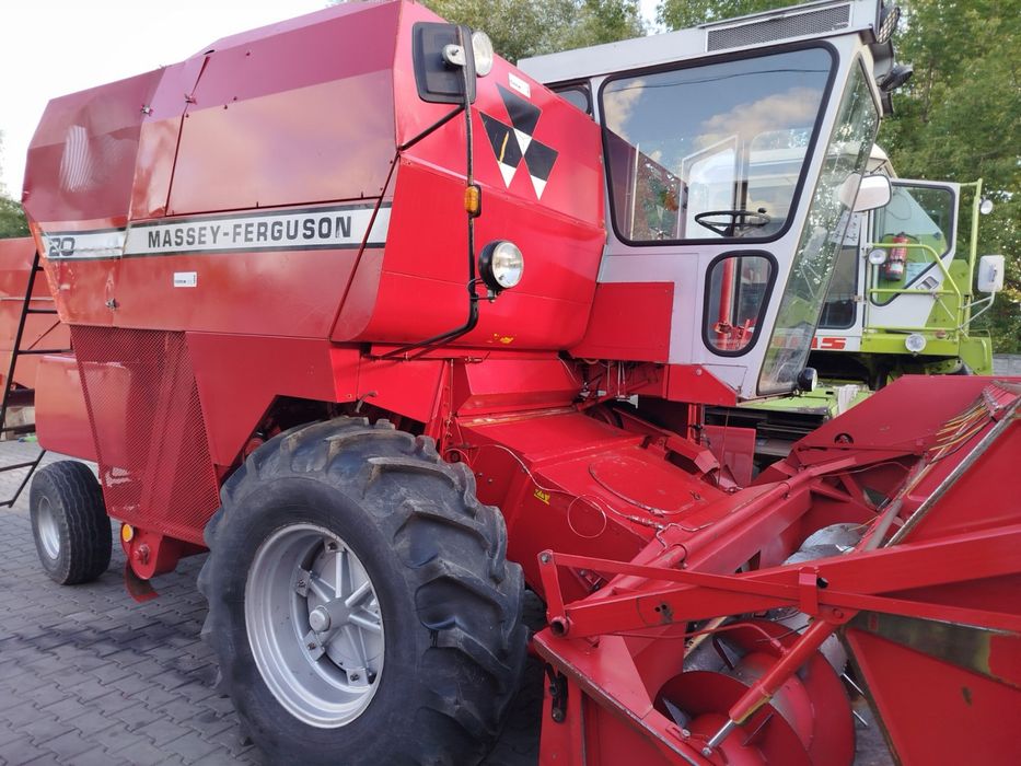 Комбайн Массей Фергюсон 20. Massey Ferguson 20