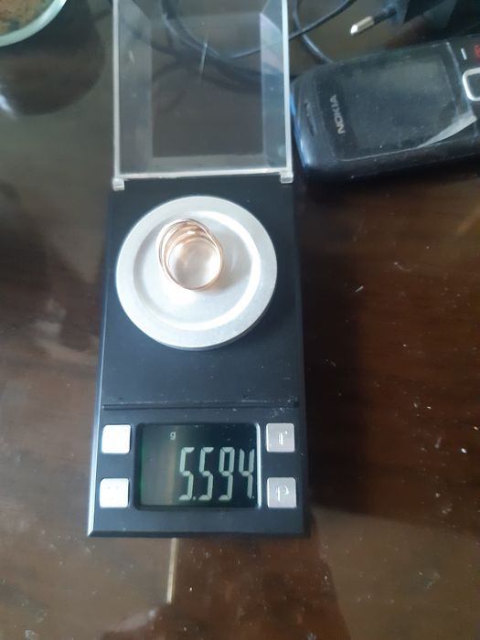 Девичье/женское золотое кольцо.