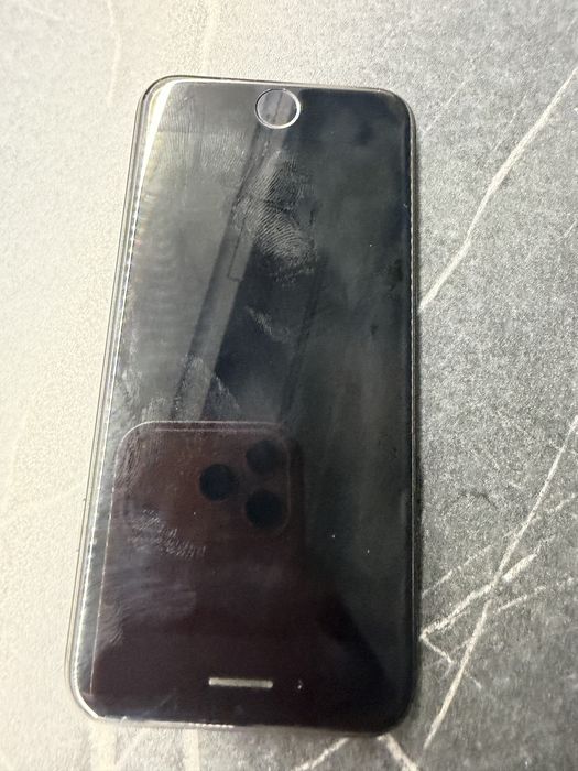 Iphone  7 czarny super stan.