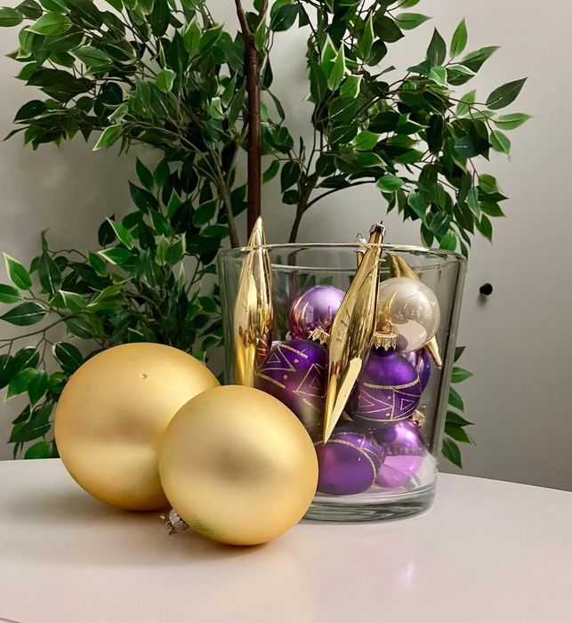 Zestaw. Szklane bombki. 19 sztuk.