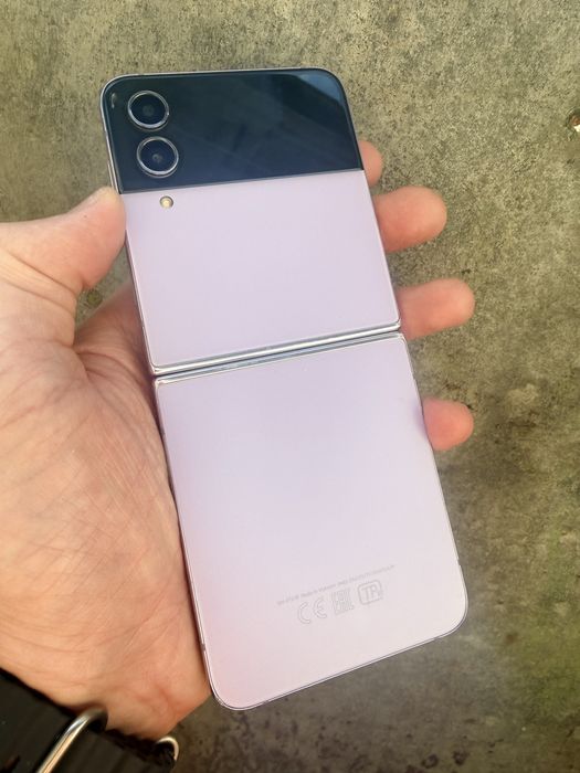Samsung flip 4  256gb на запчастини
