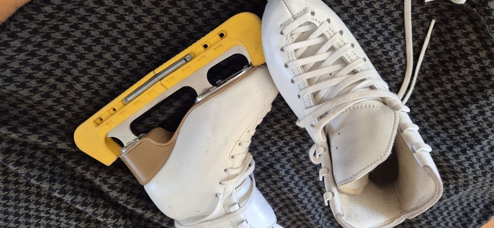 Ковзани Edea overture