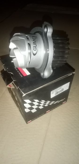 Продам помпу на ваз 2110-2112