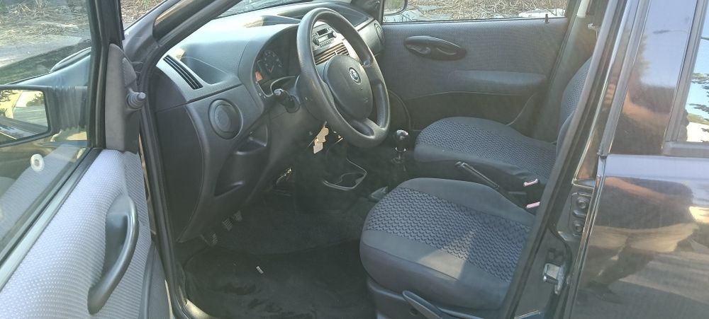 Fiat Punto 1.2 gasolina