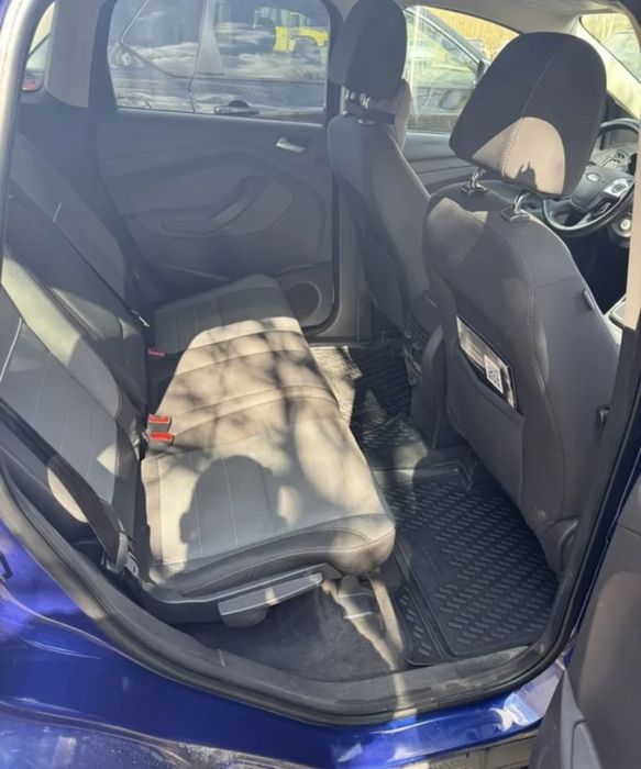 Продам Ford escape 2012