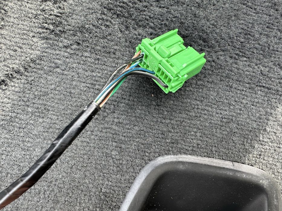 VOLVO XC60 LiFT 17’ kompletne lusterko PRAWE LEWE R-DESIGN okazja