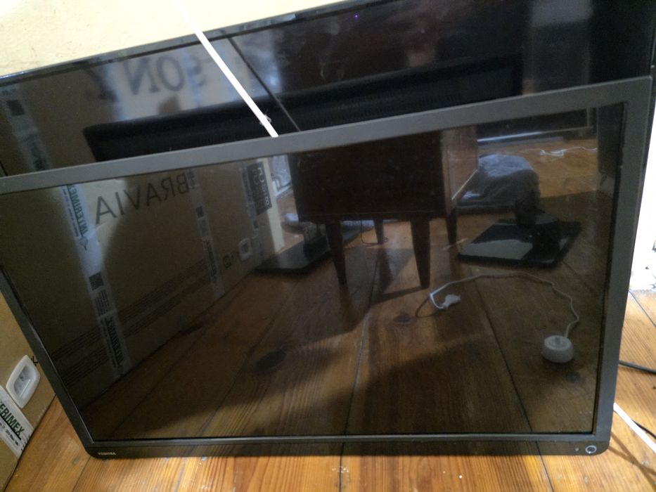 Телевізори 32 дюйми Full HD