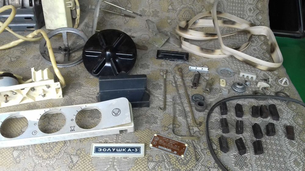 Стиральная машинка ЗОЛУШКА .На разборку. Много всего.: 50 грн ...