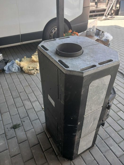 Kominek wolnostojący