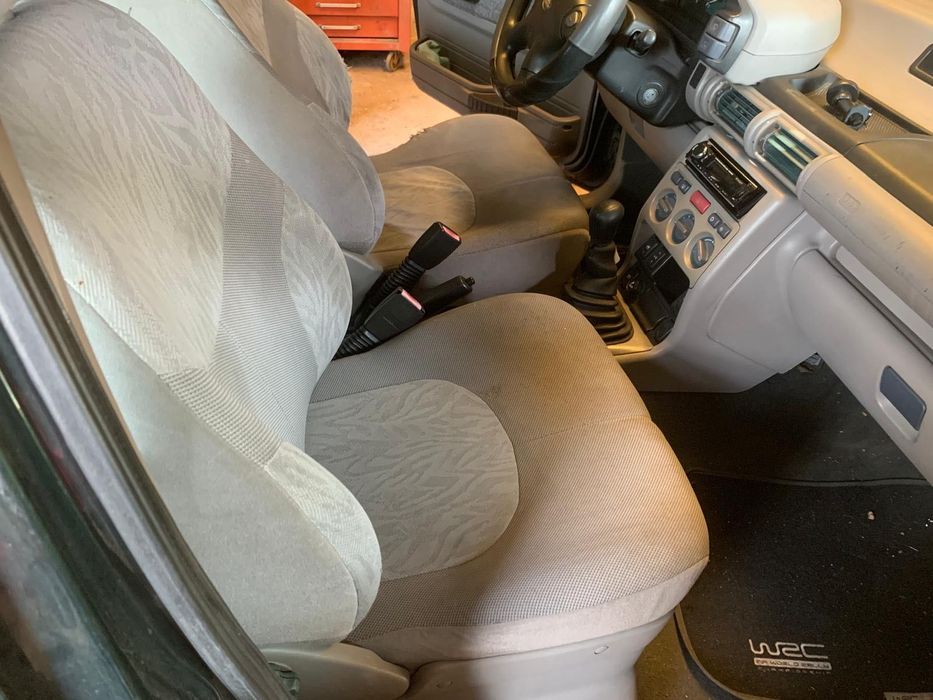 Land Rover - Frelander