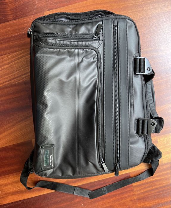 Bacpack convertivel em pasta laptop samsonite