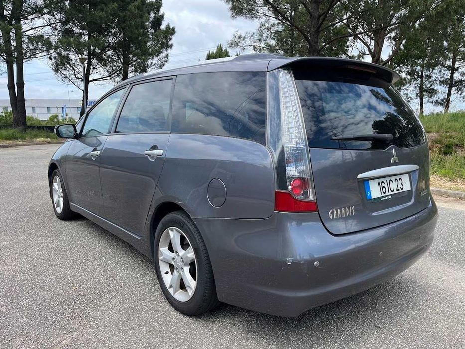 Mitsubishi Grandis 2.0 D-ID 7 lugares