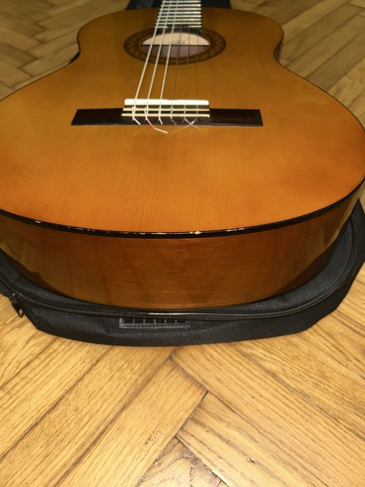 Класична гітара Yamaha C40 + чохол