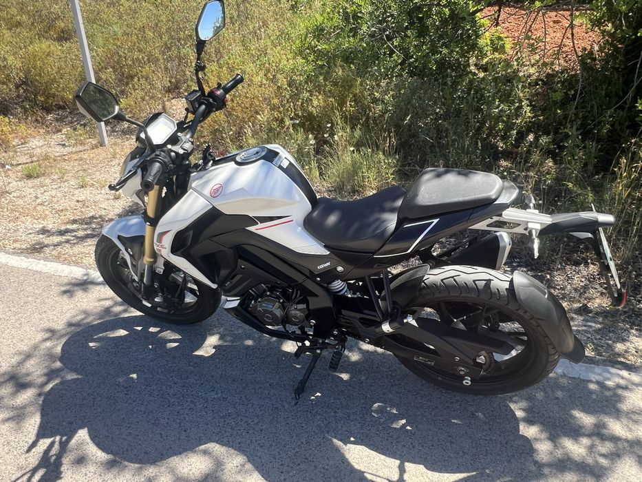 Moto Keeway RFK 125