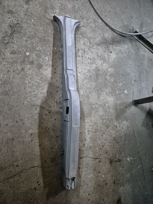 FSO Warszawa 223 224 m20 Pobieda słupek środkowy B