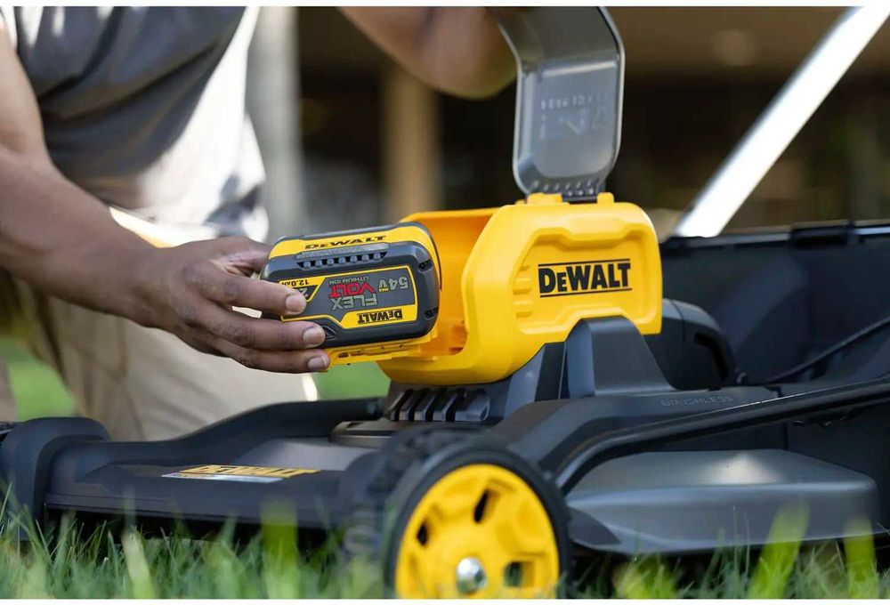 DeWALT DCMWSP550 Газонокосарка акумуляторна безщіткова FLEX самохідна