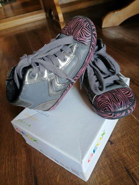 Демі ботінки хайтопи geox 26 р