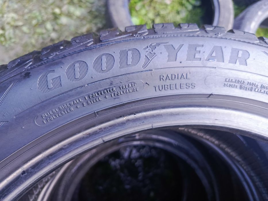 Sprzedam bardzo ładne opony Goodyear 225/50 r17