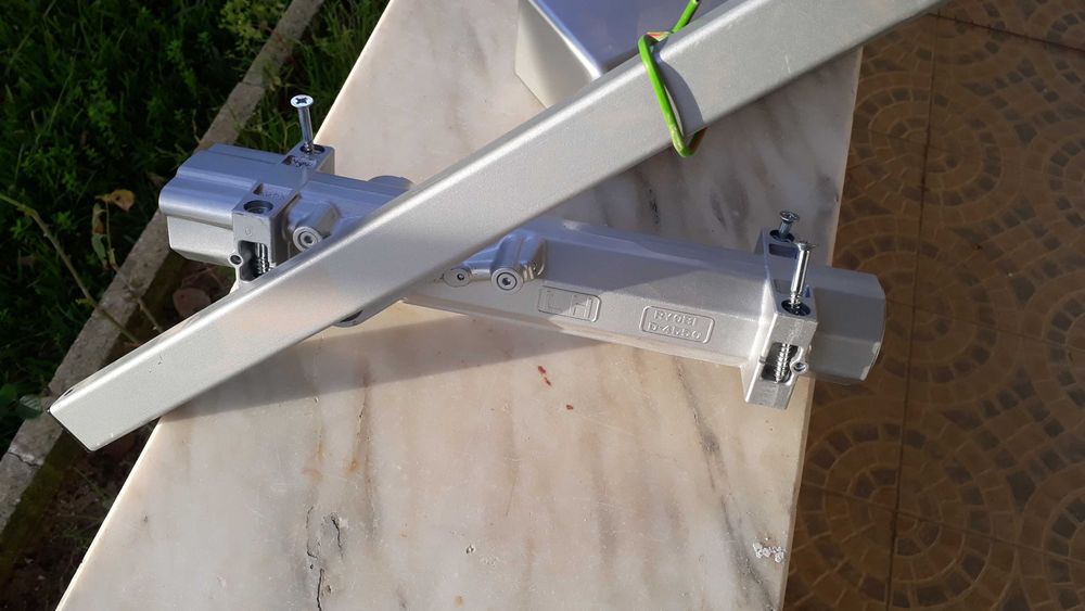 Molas hidráulicas deslizantes para porta