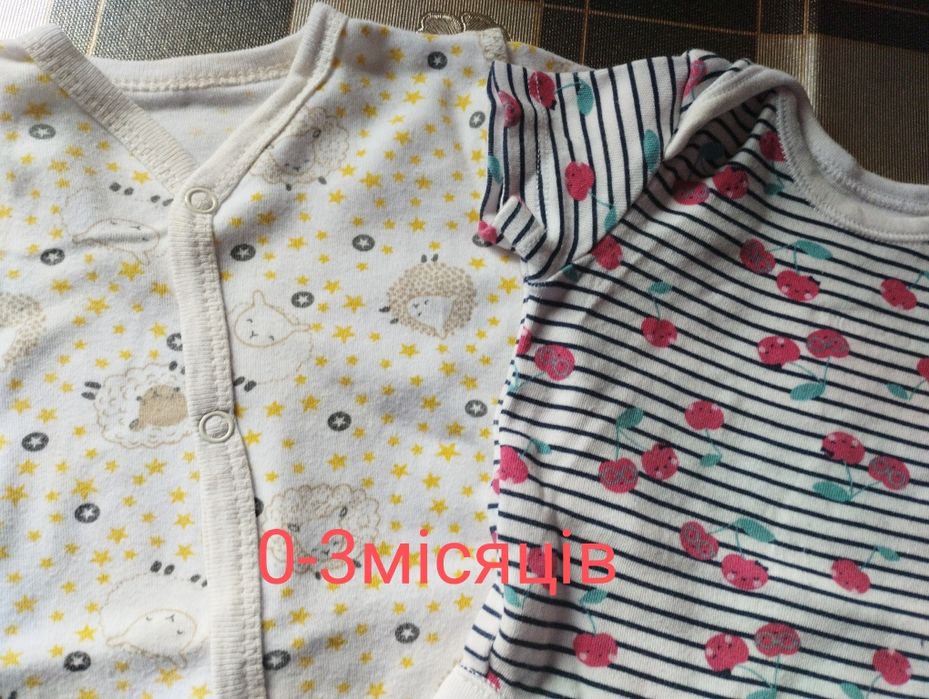 Продаються бодіки з коротким і довгим рукавом 0-3,3-6м