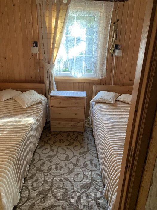 Будинок котедж відпочинок НР заброньований