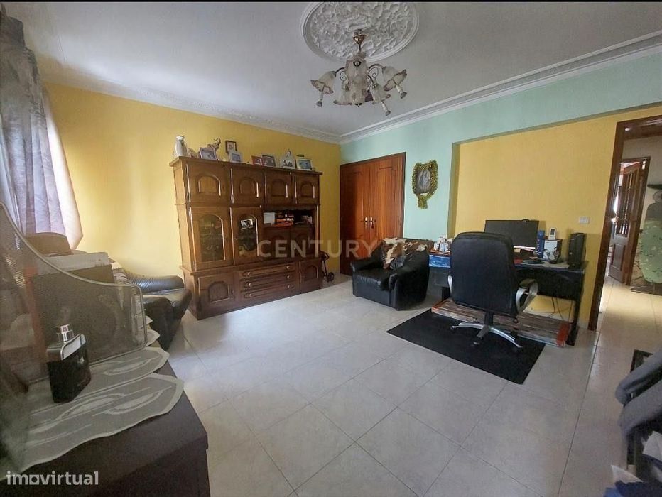 Apartamento T2 em Alenquer - Conforto e Tranquilidade em Lisboa