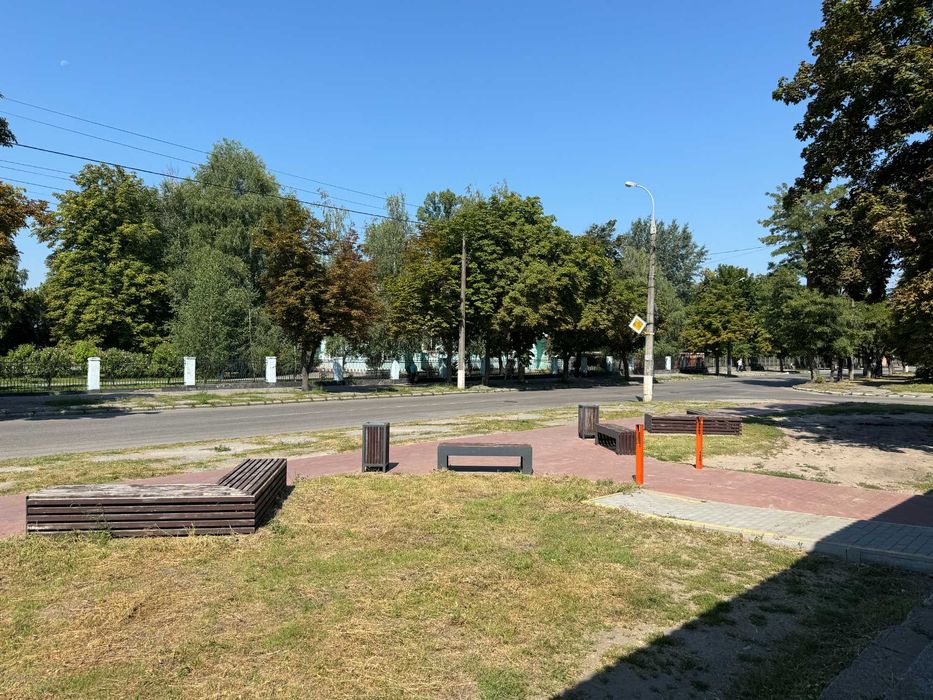 Продаж фасадного комерційного приміщення (коммерческая недвижимость) 70 м² у Крюкові (30 кВт) | Идеально под Кафе, Магазин, Барбершоп, Аптека!