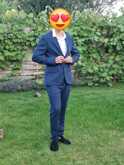 Garnitur męski granatowy EU 50