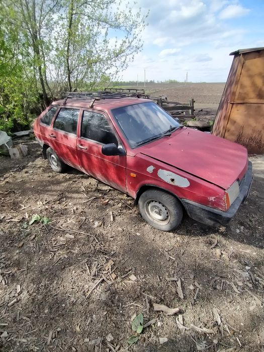 Продам машину ваз 2109