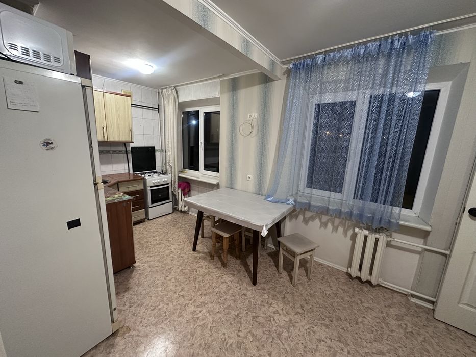 Трикімнатна квартира зі студією та 2 спальнями! Все залишається!