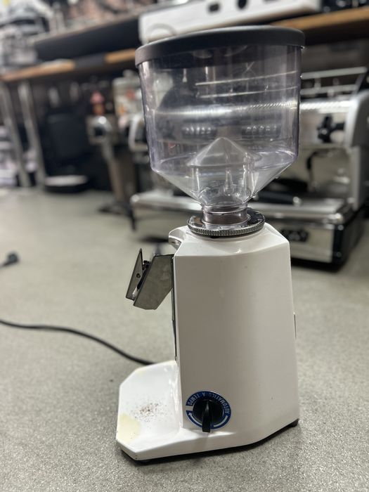 Кавомолка прямого помелу Mazer