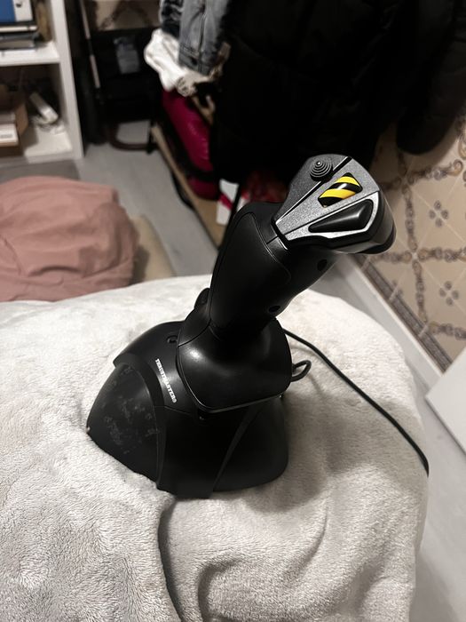 Joystick Thrustmaster Para Aviões