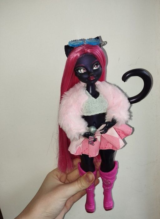 Китти монстер хай