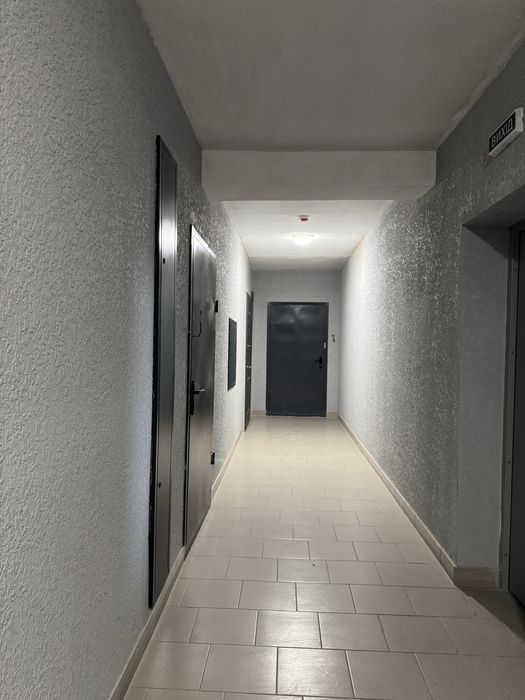 3-кімнатна квартира з великою кухнею 23 кв м новобудова