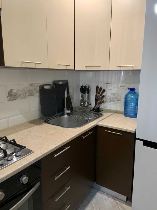 Сдам до лета 3 комнатную с капитальным ремонтом