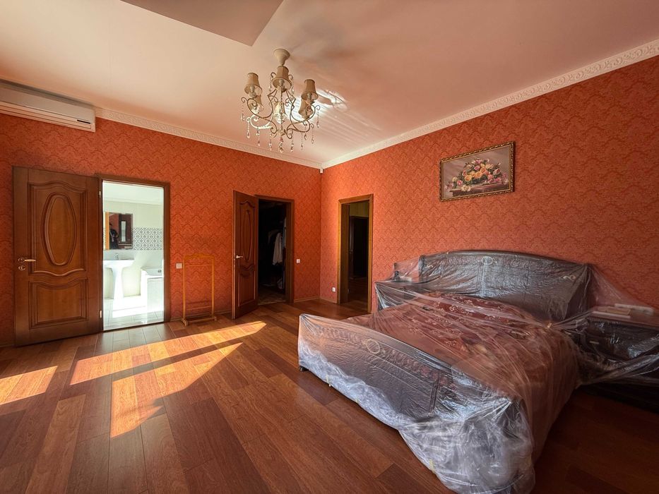 Оренда будинку 264 м2, с. Крюківщина, вул. Чумацька,5