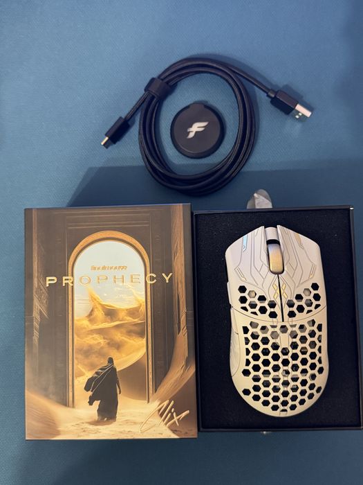 Finalmouse ULX Prophecy Small