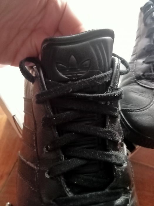 Adidas Gazelle em pele