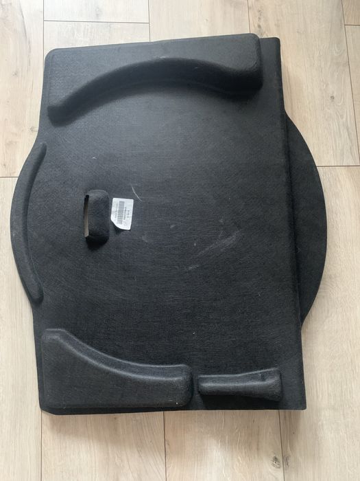 Кришка запасного колеса Jeep Cherokee KL 19