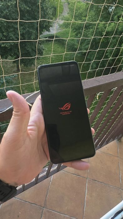 Asus Rog Phone 6 12/256