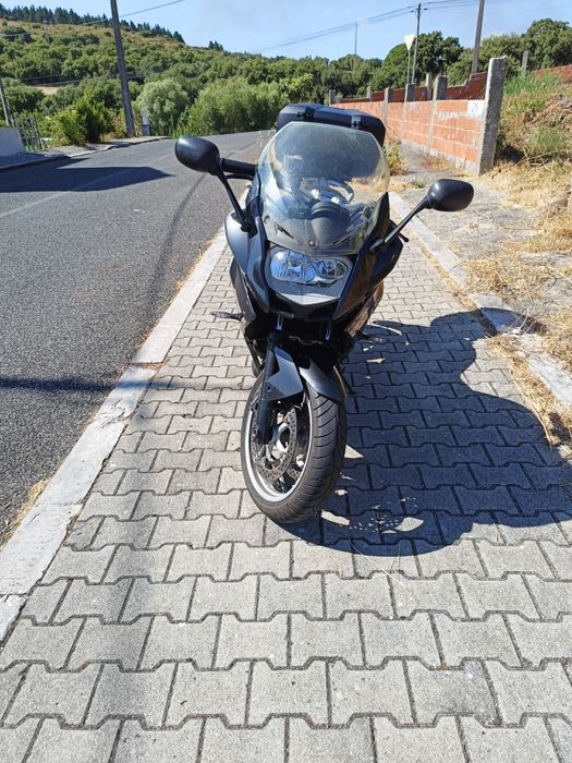 Vende-se BMW f 800 GT