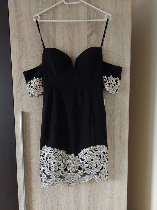 Sukienka na sylwestra/ studniówkę  bez ramiączek fashion nova z metką