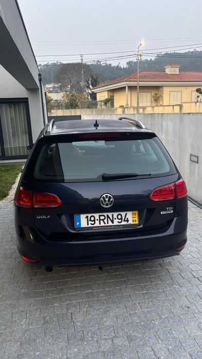 Volkswagen Golf VII Variant 1.6 TDI BlueMotion – 2016 – Muito estimada